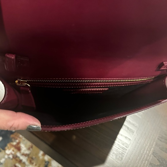 💯 Authentic Burberry Haymarket Check Loxely Crossbody Bag in Dark Plum Color - Picture 15 of 15
